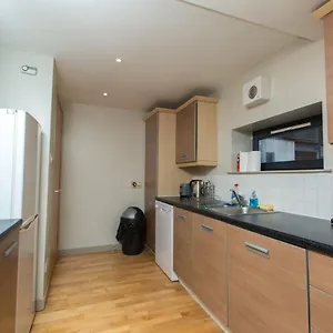 Apartment Bright Modern - Royal Mile, Edinburgh