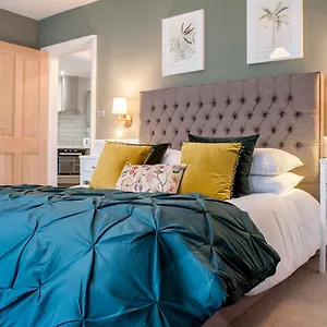  Apartment Mycityhaven Boutique Luxury In Centre United Kingdom